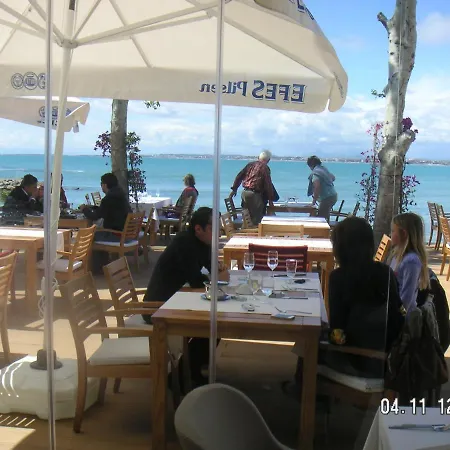 Stunning Felicia Guarantees A Wonderful Holiday In A Prime Location Apartmán *